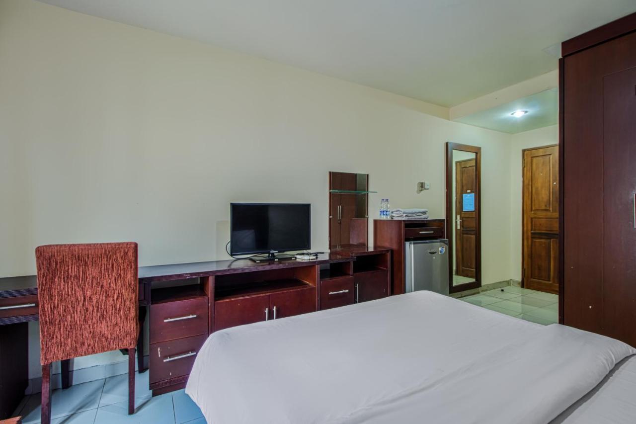 Plaza 68 Rumah tetamu Jakarta