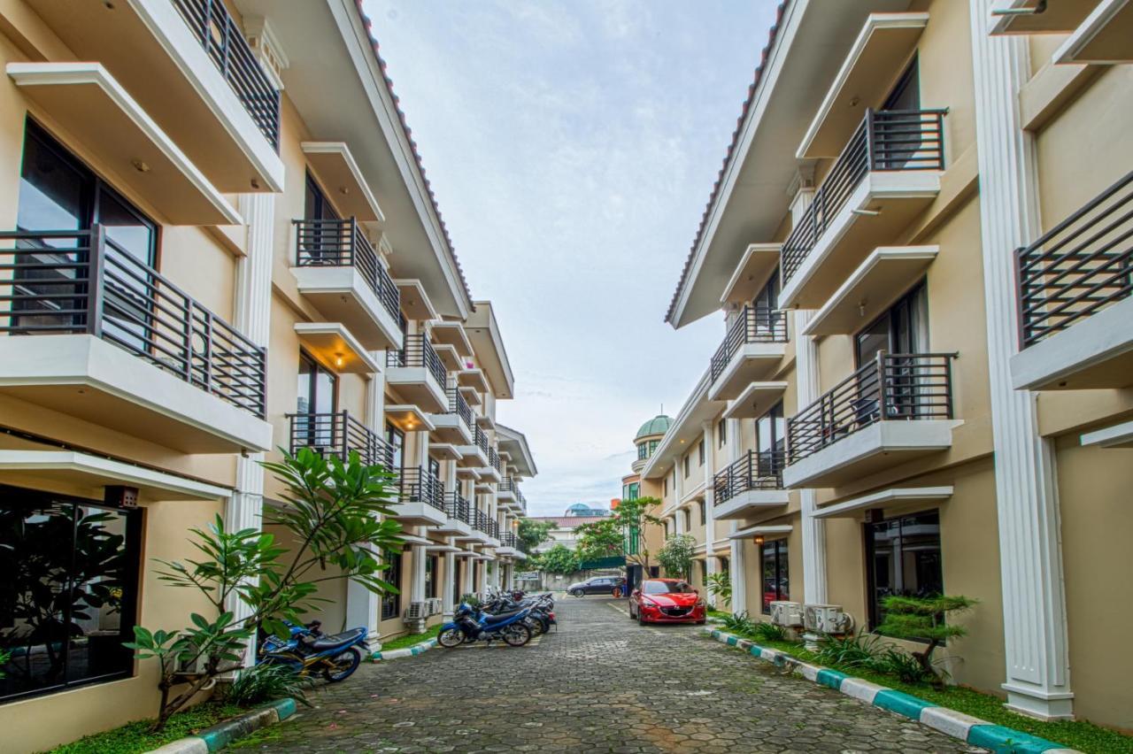 Plaza 68 Rumah tetamu 3*